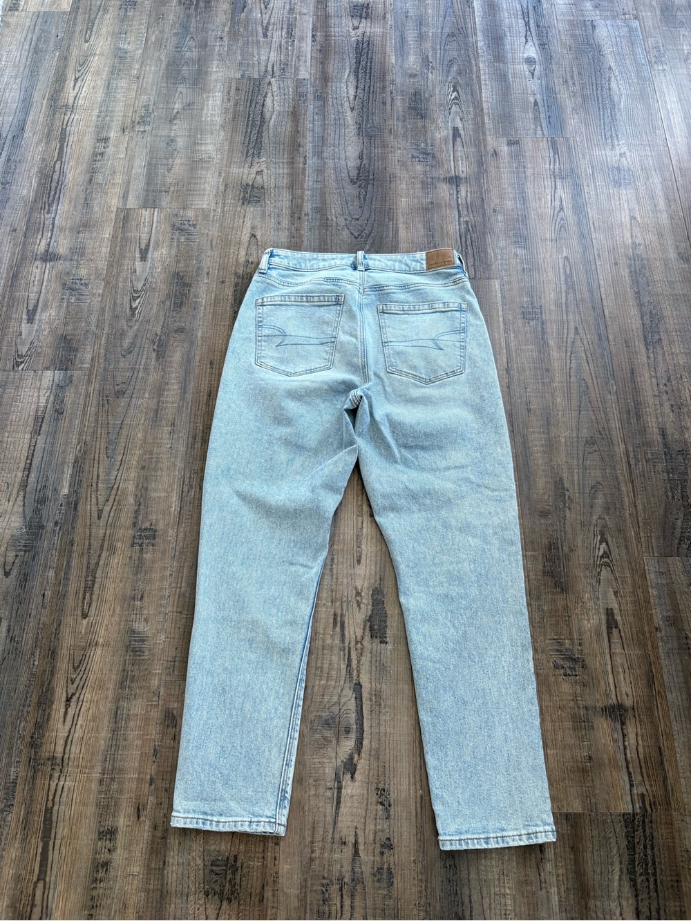 American eagle Mom Jeans - Picture 3 of 5